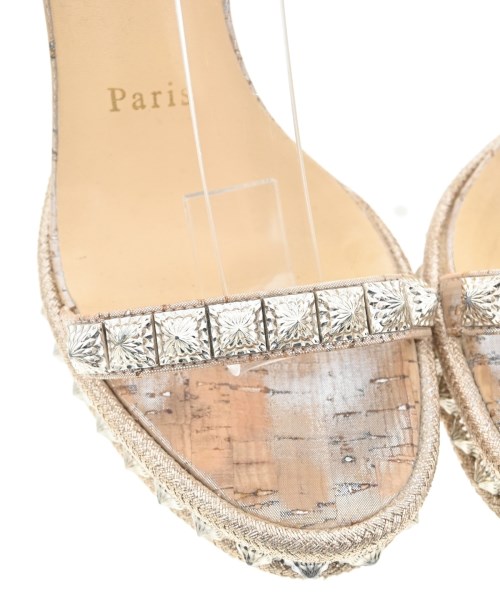 Christian Louboutin（クリスチャンルブタン）サンダル ゴールド サイズ:EU36(22.5cm位) レディース/2200710542052