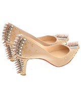 Christian Louboutin（クリスチャンルブタン）パンプス ベージュ サイズ:EU37 1/2(24cm位) レディース/2200703330017