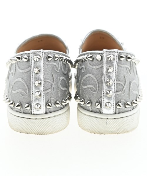 Christian Louboutin（クリスチャンルブタン）スニーカー シルバー サイズ:38(25cm位) レディース/2200669290097