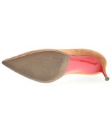 Christian Louboutin（クリスチャンルブタン）パンプス ベージュ サイズ:EU38 1/2(25cm位) レディース/2200692729038