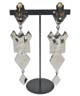 YVES SAINT LAURENT rive gauche（イヴサンローランリヴゴシュ）ピアス・イヤリング 黒 サイズ:- レディース/2200620404037