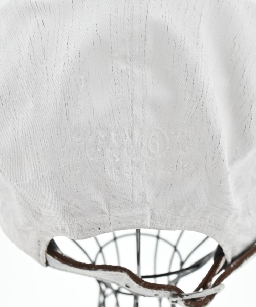 Supreme（シュプリーム）キャップ 白 サイズ:- メンズ/2200617571025