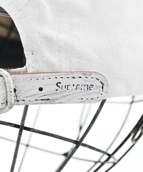 Supreme（シュプリーム）キャップ 白 サイズ:- メンズ/2200617571025