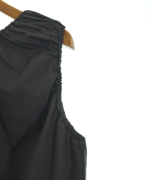 HACHE（アッシュ）カジュアルシャツ 黒 サイズ:40(M位) レディース/2200622210124