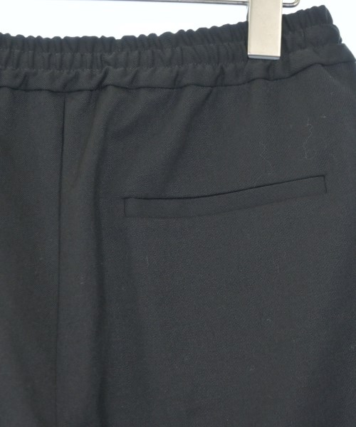 HACHE（アッシュ）クロップドパンツ 黒 サイズ:38(S位) レディース/2200662981039