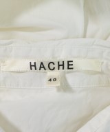 HACHE（アッシュ）カジュアルシャツ 白 サイズ:40(L位) レディース/2200687423064