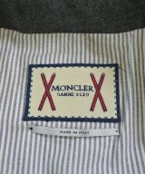 MONCLER GAMME BLEU（モンクレールガムブルー）ダウンジャケット/ダウンベスト グレー サイズ:1(S位) メンズ/2200634056024