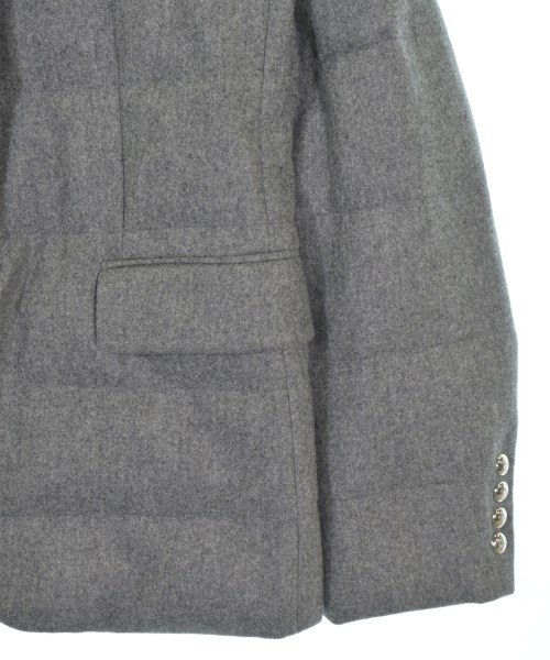 MONCLER GAMME BLEU（モンクレールガムブルー）ダウンジャケット/ダウンベスト グレー サイズ:3(L位) メンズ/2200732915124