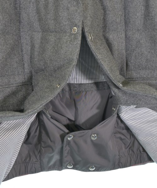 MONCLER GAMME BLEU（モンクレールガムブルー）ダウンジャケット/ダウンベスト グレー サイズ:3(L位) メンズ/2200732915124