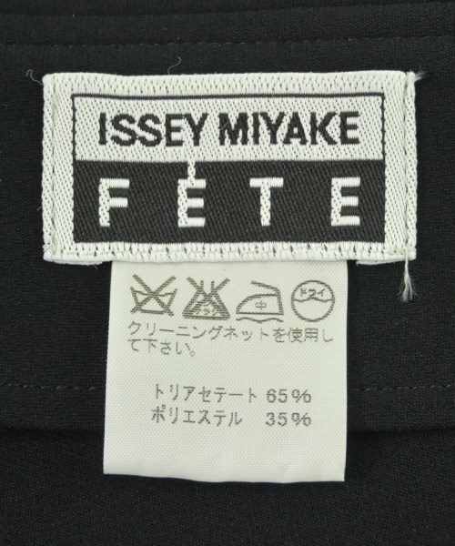 ISSEY MIYAKE FETE（イッセイミヤケフェット）ひざ丈スカート 黒 サイズ:2(M位) レディース/2200621566031