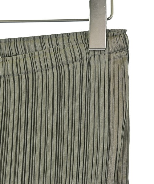 ISSEY MIYAKE FETE（イッセイミヤケフェット）その他 カーキ サイズ:3(L位) レディース/2200631798521