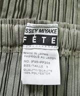 ISSEY MIYAKE FETE（イッセイミヤケフェット）その他 カーキ サイズ:3(L位) レディース/2200631798521
