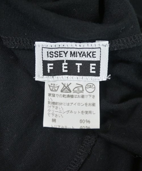 ISSEY MIYAKE FETE（イッセイミヤケフェット）Tシャツ・カットソー 黒 サイズ:2(M位) レディース/2200623151020