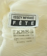 ISSEY MIYAKE FETE（イッセイミヤケフェット）ブラウス 白 サイズ:2(M位) レディース/2200698460096