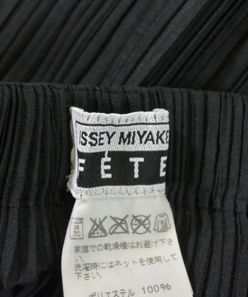 ISSEY MIYAKE FETE（イッセイミヤケフェット）ロング・マキシ丈スカート 黒 サイズ:3(L位) レディース/2200698714076