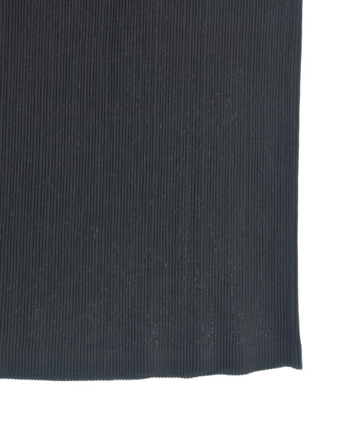 ISSEY MIYAKE FETE（イッセイミヤケフェット）ロング・マキシ丈スカート 黒 サイズ:3(L位) レディース/2200698714076