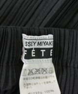 ISSEY MIYAKE FETE（イッセイミヤケフェット）ロング・マキシ丈スカート 黒 サイズ:3(L位) レディース/2200698714076