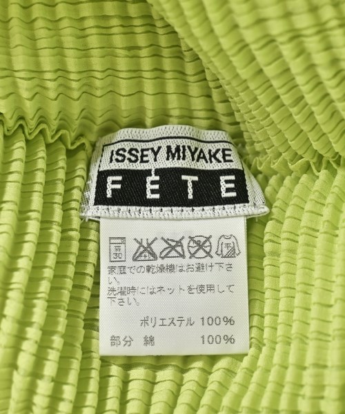 ISSEY MIYAKE FETE（イッセイミヤケフェット）ブラウス 緑 サイズ:02(M位) レディース/2200714861074