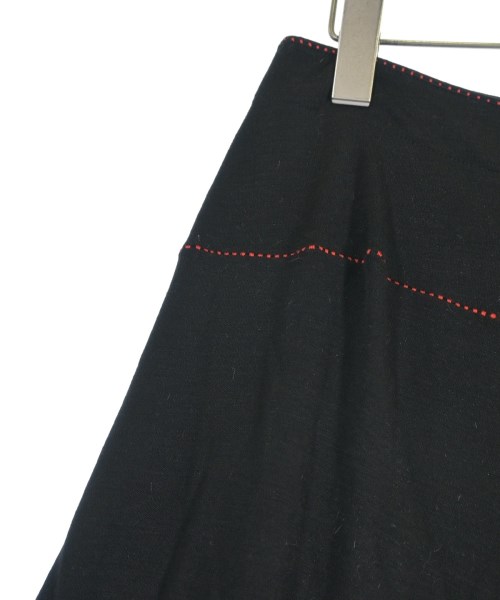 ISSEY MIYAKE FETE（イッセイミヤケフェット）ひざ丈スカート 黒 サイズ:2(M位) レディース/2200662699064