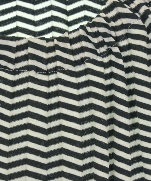 LOVE MOSCHINO（ラブモスキーノ）Tシャツ・カットソー 黒 サイズ:38(S位) レディース/2200620698085