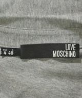 LOVE MOSCHINO（ラブモスキーノ）Tシャツ・カットソー グレー サイズ:40(M位) レディース/2200709943242