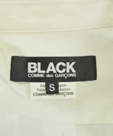 BLACK COMME des GARCONS（ブラックコムデギャルソン）カジュアルシャツ 白 サイズ:S レディース/2200560633030
