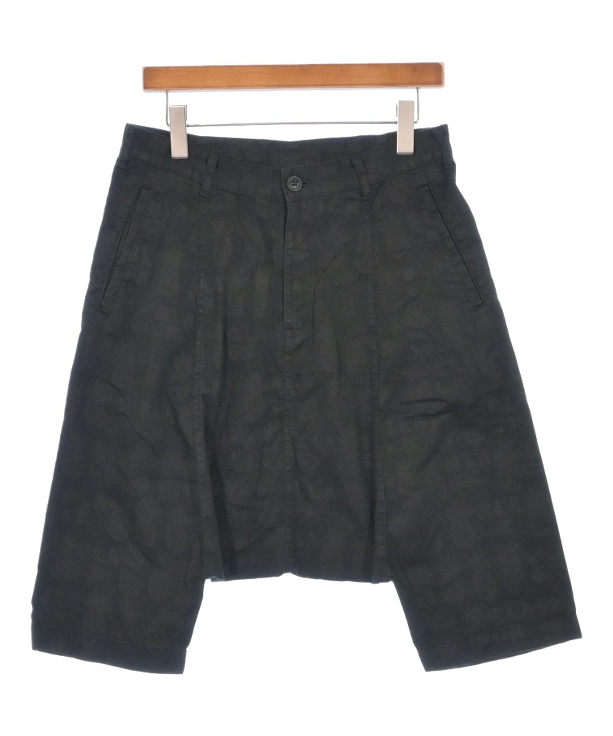 COMME des GARÇONS 黒ショートパンツ Black Comme Des Garçons バックル ショートパンツ | ブラック