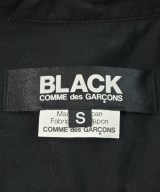 BLACK COMME des GARCONS（ブラックコムデギャルソン）カジュアルシャツ 黒 サイズ:S レディース/2200616548165