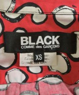 BLACK COMME des GARCONS（ブラックコムデギャルソン）カジュアルシャツ 赤 サイズ:XS レディース/2200612312104