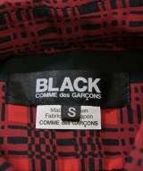 BLACK COMME des GARCONS（ブラックコムデギャルソン）ブラウス 赤 サイズ:XS レディース/2200608061054