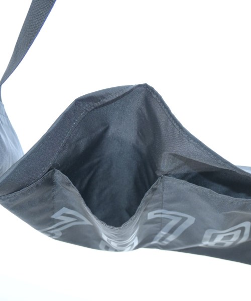 BLACK COMME des GARCONS（ブラックコムデギャルソン）ショルダーバッグ 黒 サイズ:- レディース/2200657612061