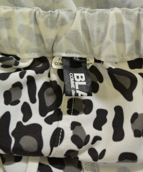 BLACK COMME des GARCONS（ブラックコムデギャルソン）ショートパンツ 白 サイズ:S レディース/2200718172220