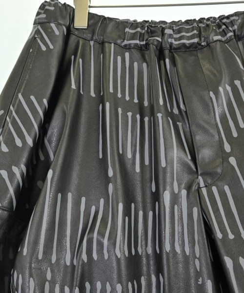 BLACK COMME des GARCONS（ブラックコムデギャルソン）クロップドパンツ 黒 サイズ:M メンズ/2200669839050