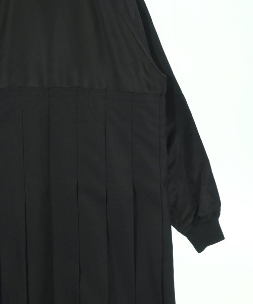 BLACK COMME des GARCONS（ブラックコムデギャルソン）その他 黒 サイズ:S レディース/2200672743078