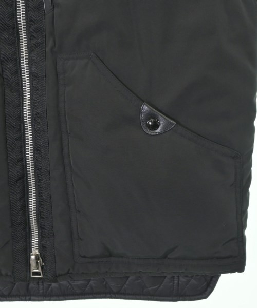 TOM FORD（トムフォード）ダウンジャケット/ダウンベスト 黒 サイズ:46(M位) メンズ/2200642104021