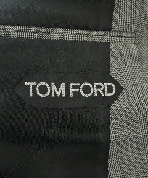 TOM FORD（トムフォード）ビジネス グレー サイズ:48R(L位)/50R(XL位) メンズ/2200643178014