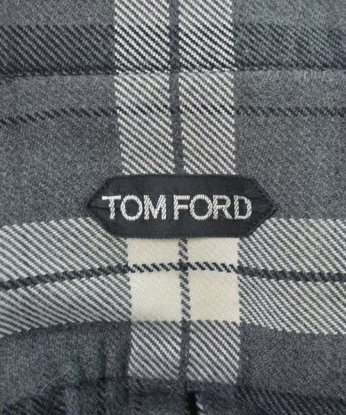 TOM FORD（トムフォード）カジュアルシャツ グレー サイズ:38(S位) メンズ/2200666907172