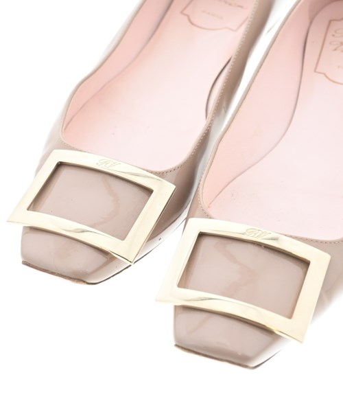 Roger Vivier（ロジェヴィヴィエ）パンプス ベージュ サイズ:EU37(23.5cm位) レディース/2200637970075