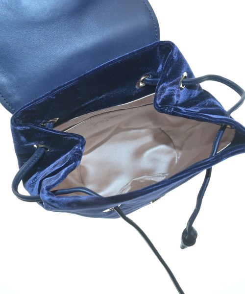 Roger Vivier（ロジェヴィヴィエ）バックパック・リュック 紺 サイズ:- レディース/2200640452032