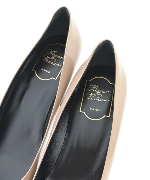 Roger Vivier（ロジェヴィヴィエ）パンプス ベージュ サイズ:EU40 1/2(27cm位) レディース/2200609286081