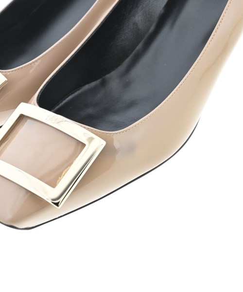 Roger Vivier（ロジェヴィヴィエ）パンプス ベージュ サイズ:EU40 1/2(27cm位) レディース/2200609286081
