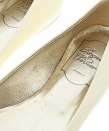 Roger Vivier（ロジェヴィヴィエ）パンプス 白 サイズ:EU36 1/2(23cm位) レディース/2200693874553