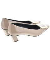 Roger Vivier（ロジェヴィヴィエ）パンプス ベージュ サイズ:EU38(24.5cm位) レディース/2200654906019