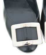 Roger Vivier（ロジェヴィヴィエ）パンプス 黒 サイズ:EU37(23.5cm位) レディース/2200655772255