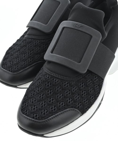 Roger Vivier（ロジェヴィヴィエ）スニーカー 黒 サイズ:EU37(23.5cm位) レディース/2200710780225