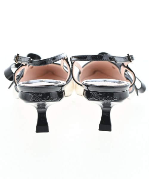 Roger Vivier（ロジェヴィヴィエ）パンプス 白 サイズ:EU36 1/2(23cm位) レディース/2200646089607