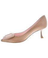 Roger Vivier（ロジェヴィヴィエ）パンプス ベージュ サイズ:EU37 1/2(24cm位) レディース/2200651149235