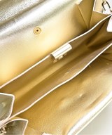 Roger Vivier（ロジェヴィヴィエ）ショルダーバッグ ゴールド サイズ:- レディース/2200664793104