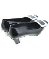 Roger Vivier（ロジェヴィヴィエ）パンプス 黒 サイズ:35(21.5cm位) レディース/2200665439063