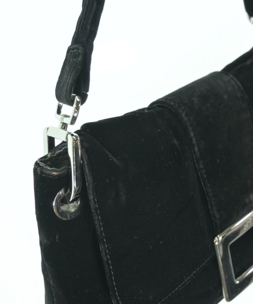 Roger Vivier（ロジェヴィヴィエ）ショルダーバッグ 黒 サイズ:- レディース/2200666943163
